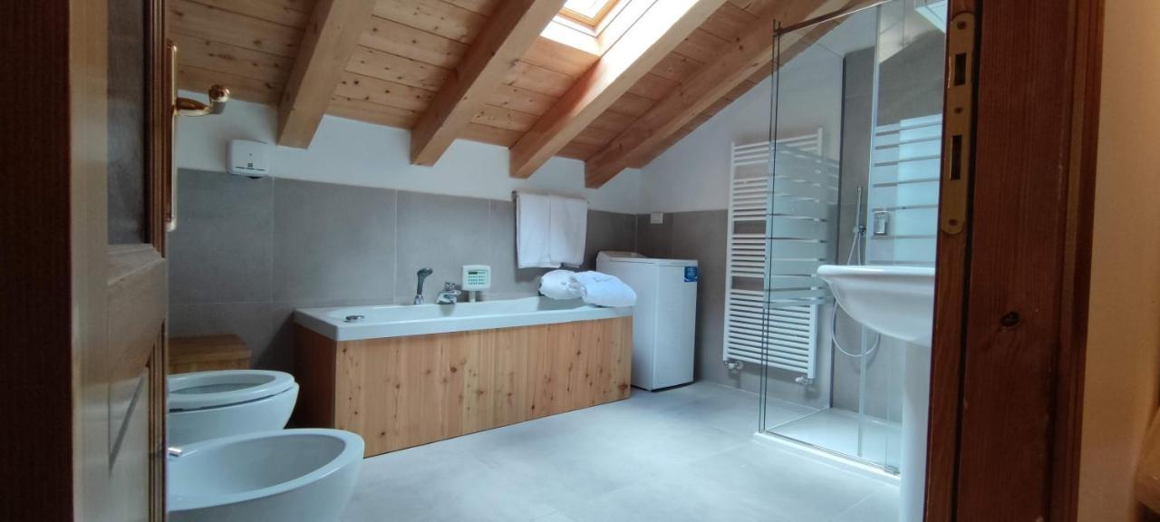 Gavia Cottage Ponte Di Legno Buitenkant foto