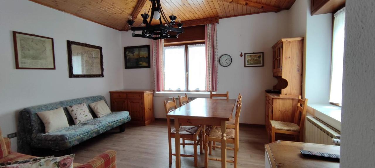 Gavia Cottage Ponte Di Legno Buitenkant foto